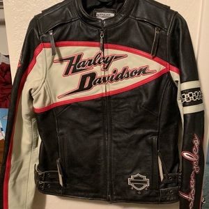 Woman’s Harley Davidson riding jacket size Medium